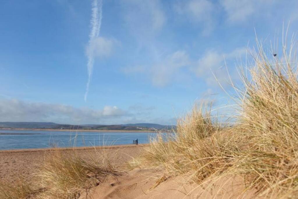 Number 15 Luxurious Two Bedroom Apartment Exmouth Esterno foto